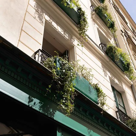 Aubepine Paris